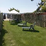 Vivienda Con Jardin Y Acceso A Pequena Playa * O Grove