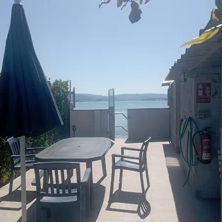 Vivienda Con Jardin Y Acceso A Pequena Playa O Grove