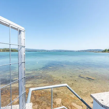 Apartamento Vivienda Con Jardin Y Acceso A Pequena Playa *