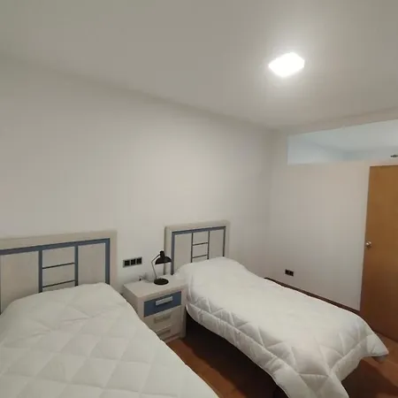 Vivienda Con Jardin Y Acceso A Pequena Playa Apartment *