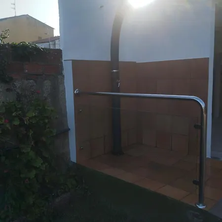 Vivienda Con Jardin Y Acceso A Pequena Playa O Grove