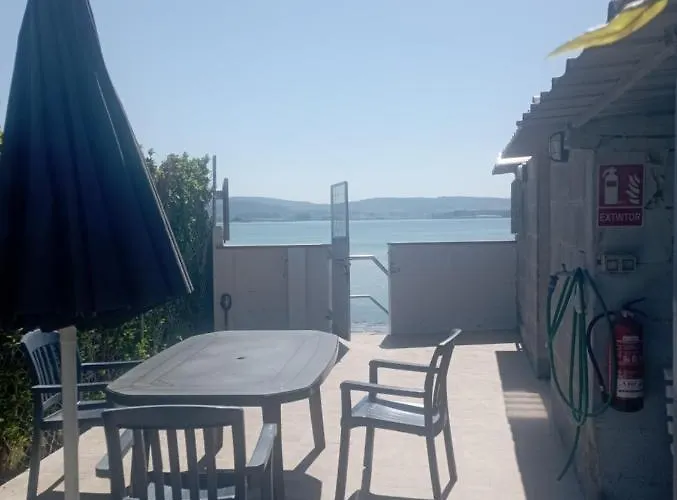 Vivienda Con Jardin Y Acceso A Pequena Playa O Grove